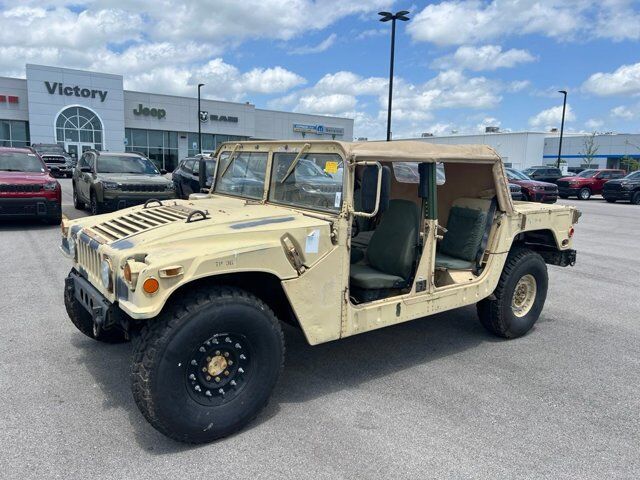 2007 AM General HMMWV M1097R1 — photo 1 of 9