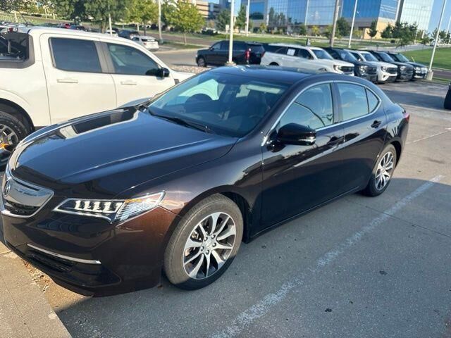2015 Acura TLX w/Tech — photo 1 of 26