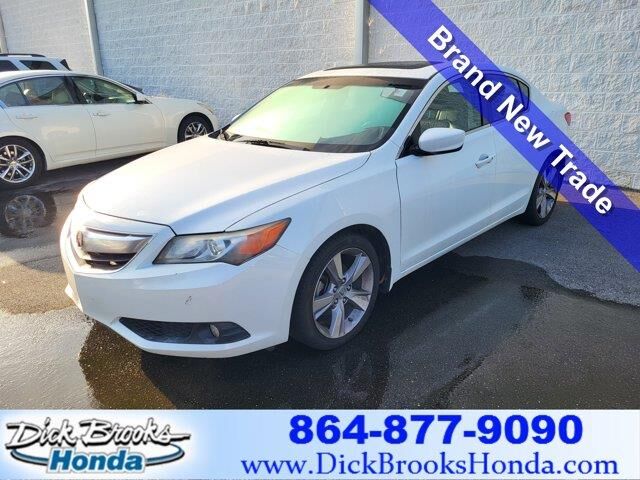 2013 Acura ILX 2.0L w/Tech