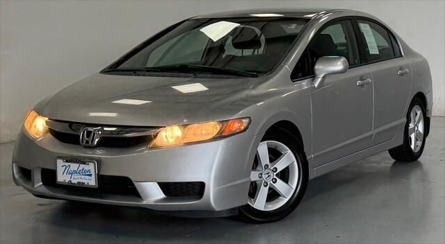 2011 Honda Civic LX-S — photo 1 of 13