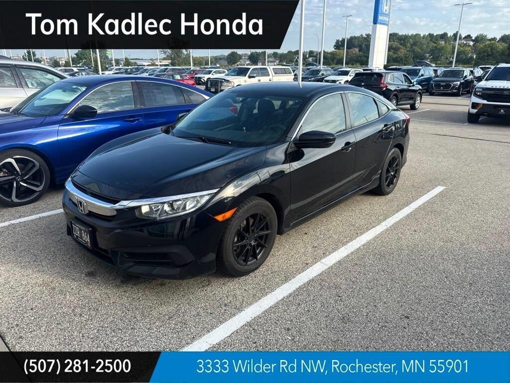 2018 Honda Civic LX — photo 1 of 4