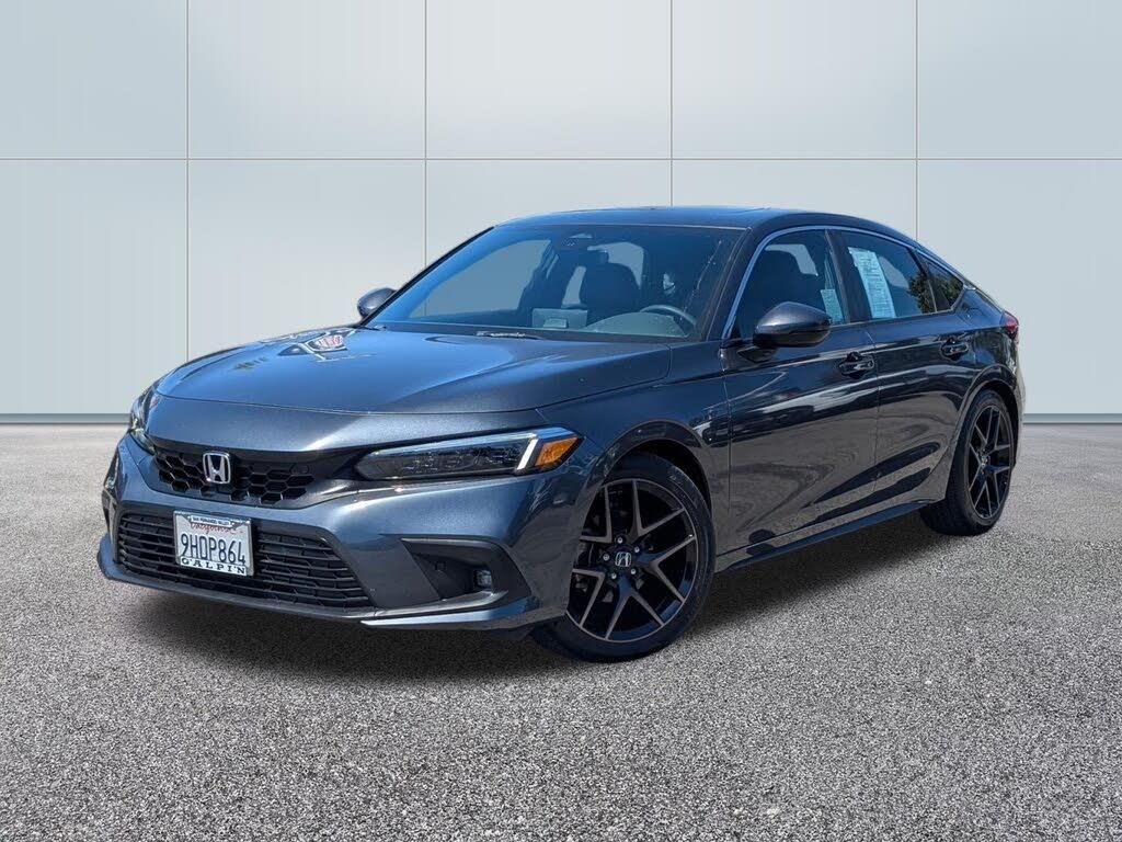 2023 Honda Civic Sport Touring — photo 1 of 1