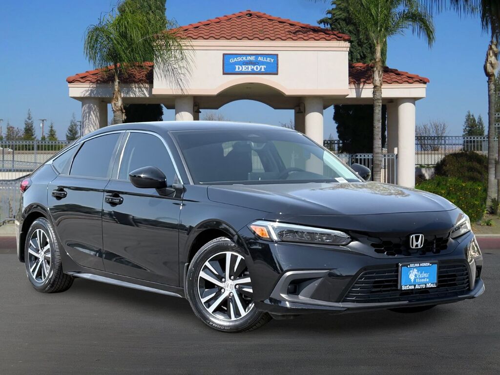 2022 Honda Civic Hatchback LX — photo 1 of 7