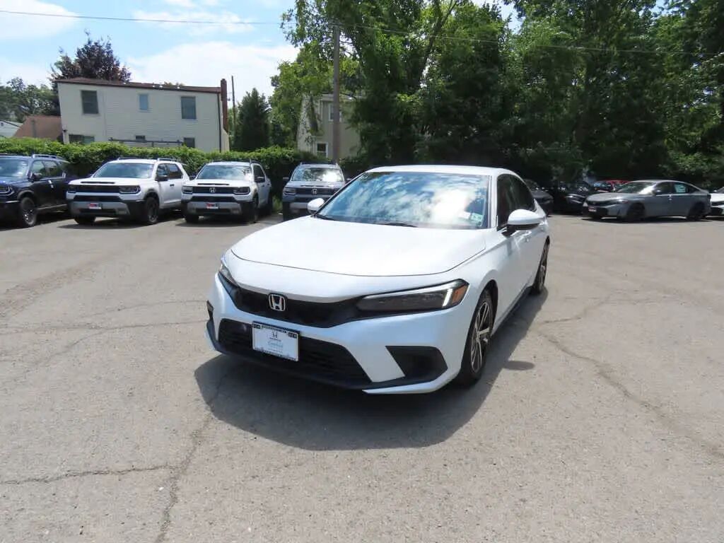 2024 Honda Civic LX — photo 1 of 1