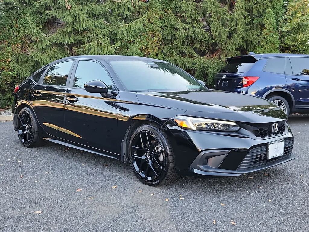 2024 Honda Civic Sport — photo 1 of 13