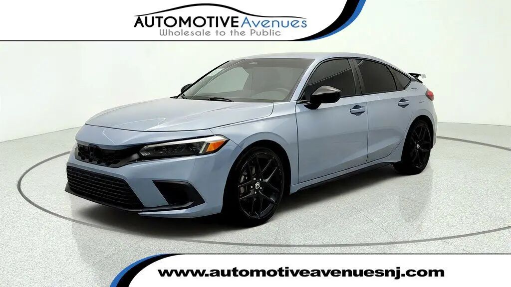 2023 Honda Civic Sport — photo 1 of 13