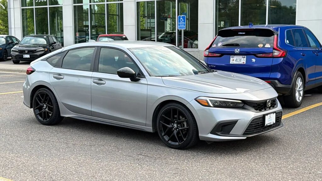 2023 Honda Civic Sport — photo 1 of 13