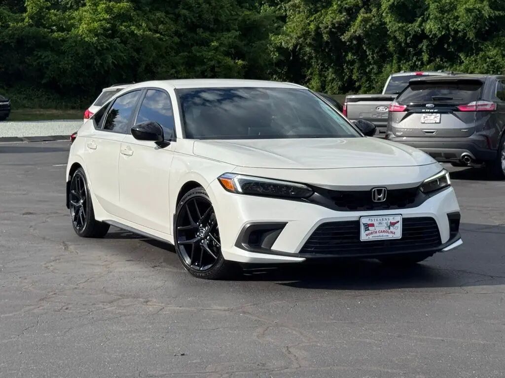 2023 Honda Civic Sport — photo 1 of 26