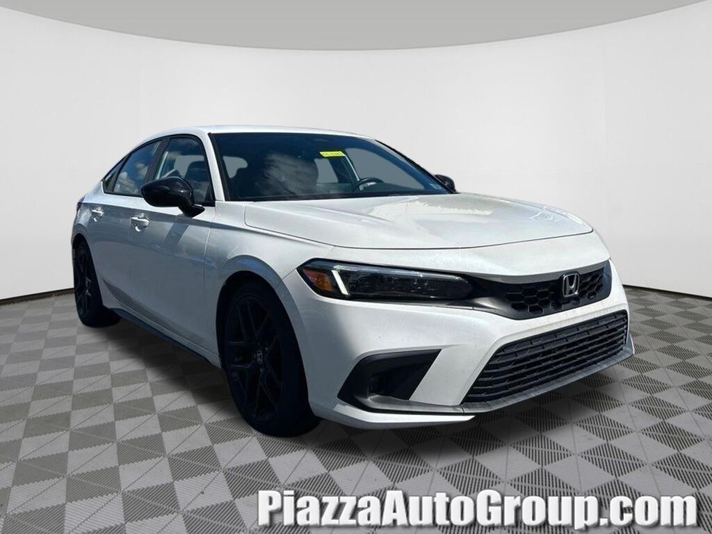 2023 Honda Civic Sport — photo 1 of 8