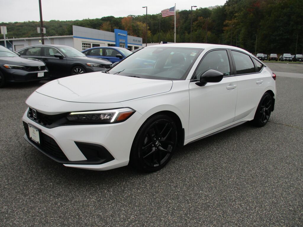 2024 Honda Civic Sport — photo 1 of 13