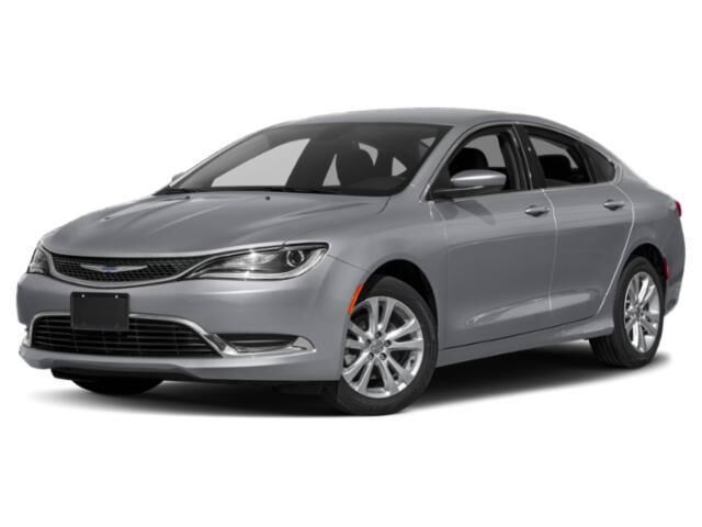 2015 Chrysler 200 Limited — photo 1 of 14