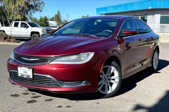 2016 Chrysler 200 Limited — photo 1 of 26