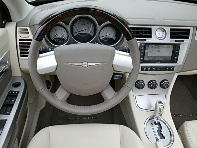 2008 Chrysler Sebring — photo 1 of 1