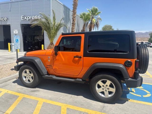 2013 Jeep Wrangler Sport — photo 1 of 8