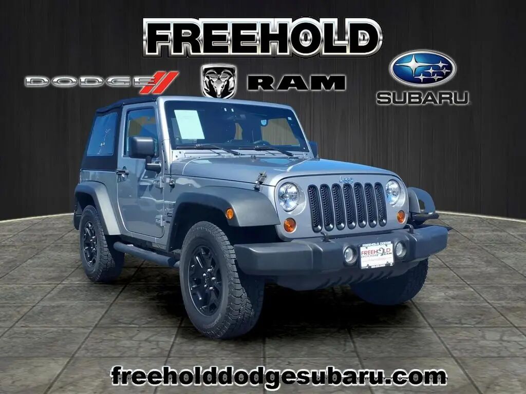 2013 Jeep Wrangler Sport — photo 1 of 26