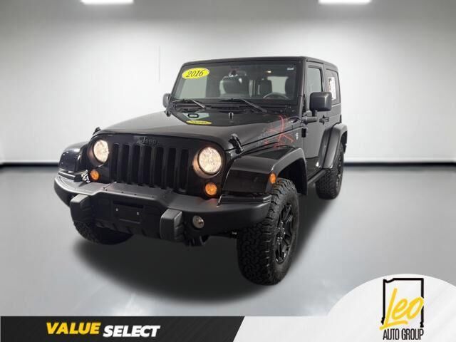 2016 Jeep Wrangler Backcountry — photo 1 of 13