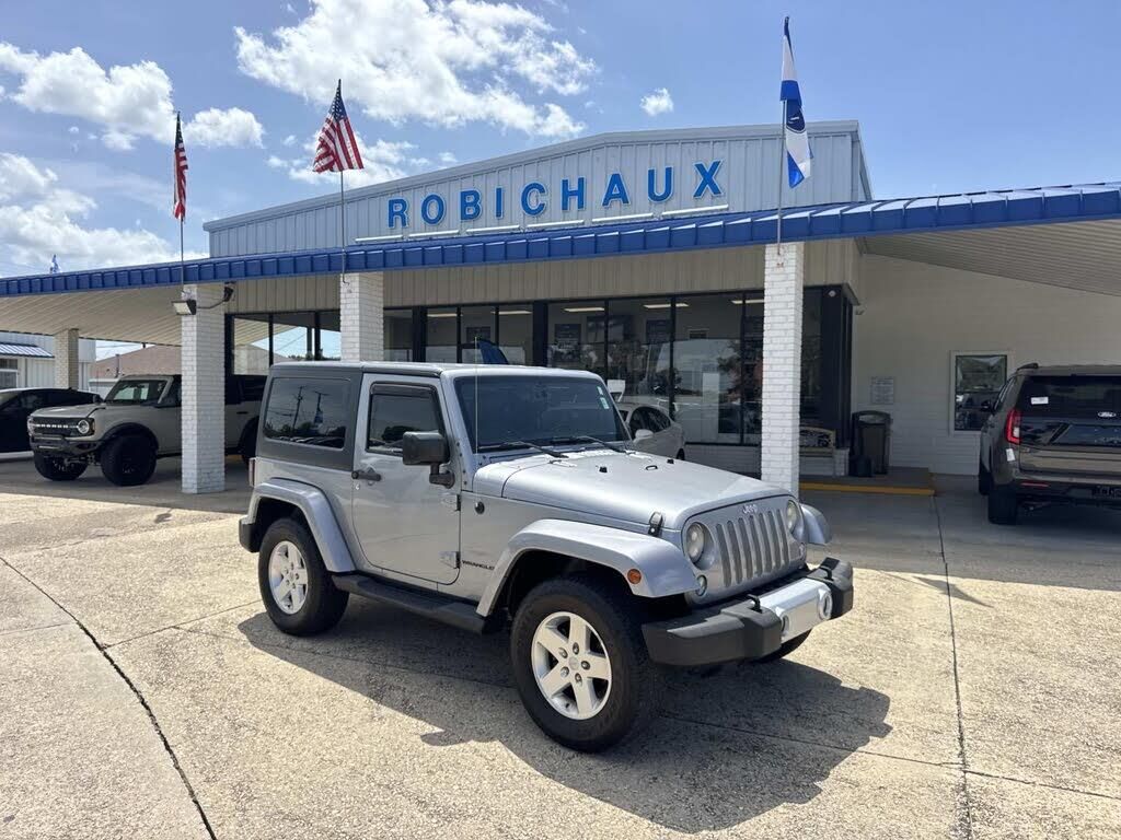 2015 Jeep Wrangler Sahara — photo 1 of 1