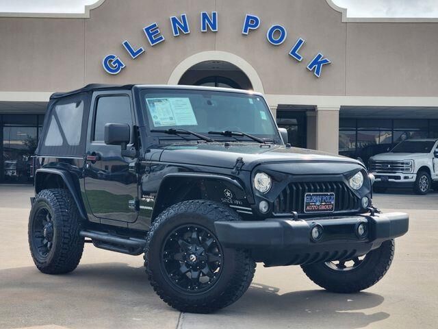 2017 Jeep Wrangler Sahara — photo 1 of 2