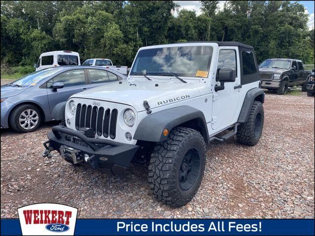 2017 Jeep Wrangler Rubicon — photo 1 of 5