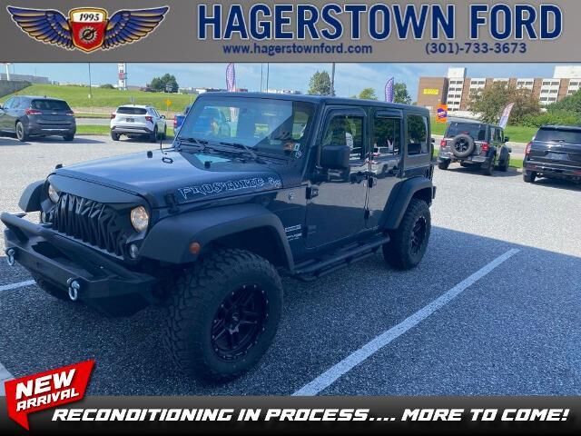 2018 Jeep Wrangler JK Unlimited Sport — photo 1 of 4