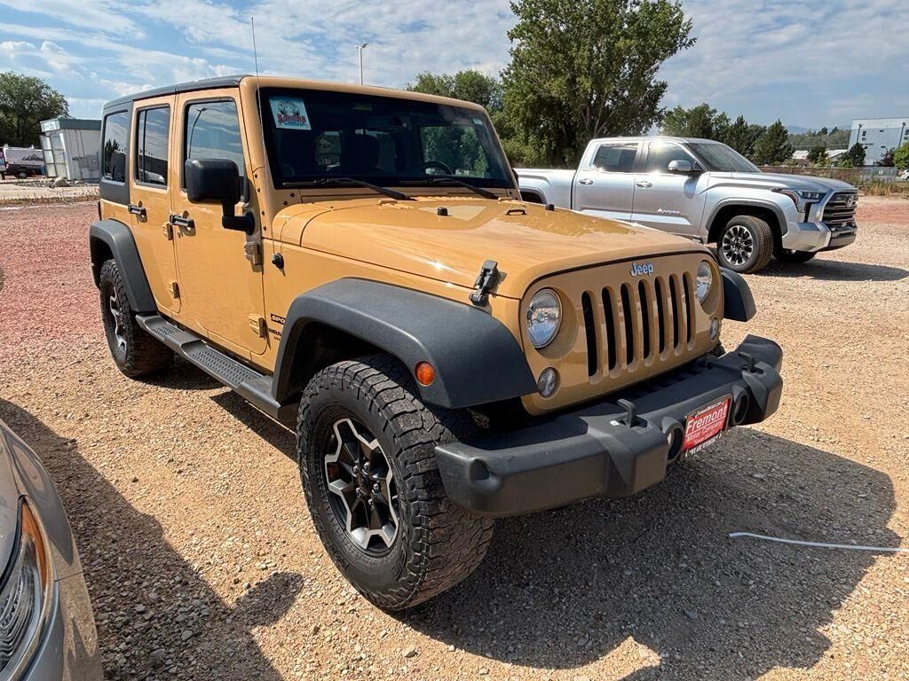 2014 Jeep Wrangler Unlimited Sport — photo 1 of 10