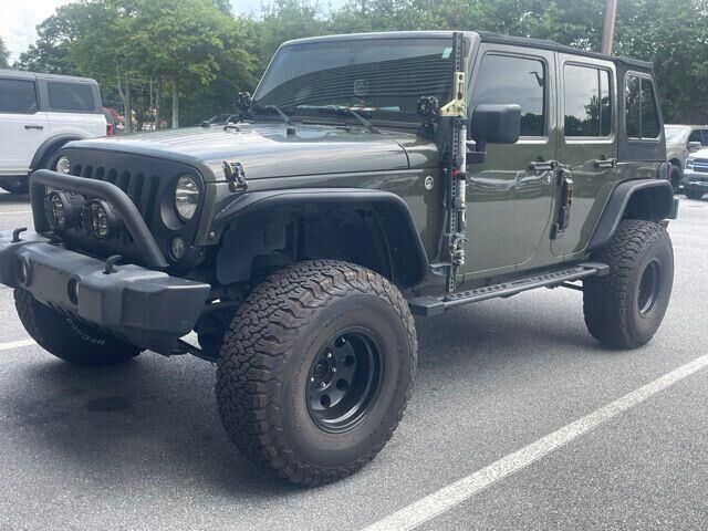 2015 Jeep Wrangler Unlimited Sport — photo 1 of 24