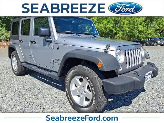 2015 Jeep Wrangler Unlimited Sport — photo 1 of 14