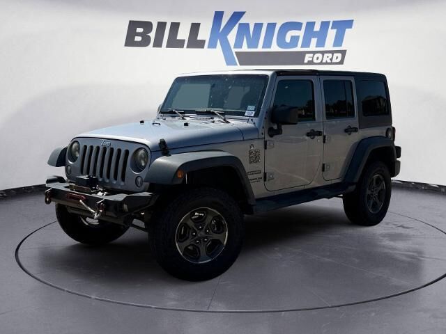 2017 Jeep Wrangler Unlimited Sport — photo 1 of 13