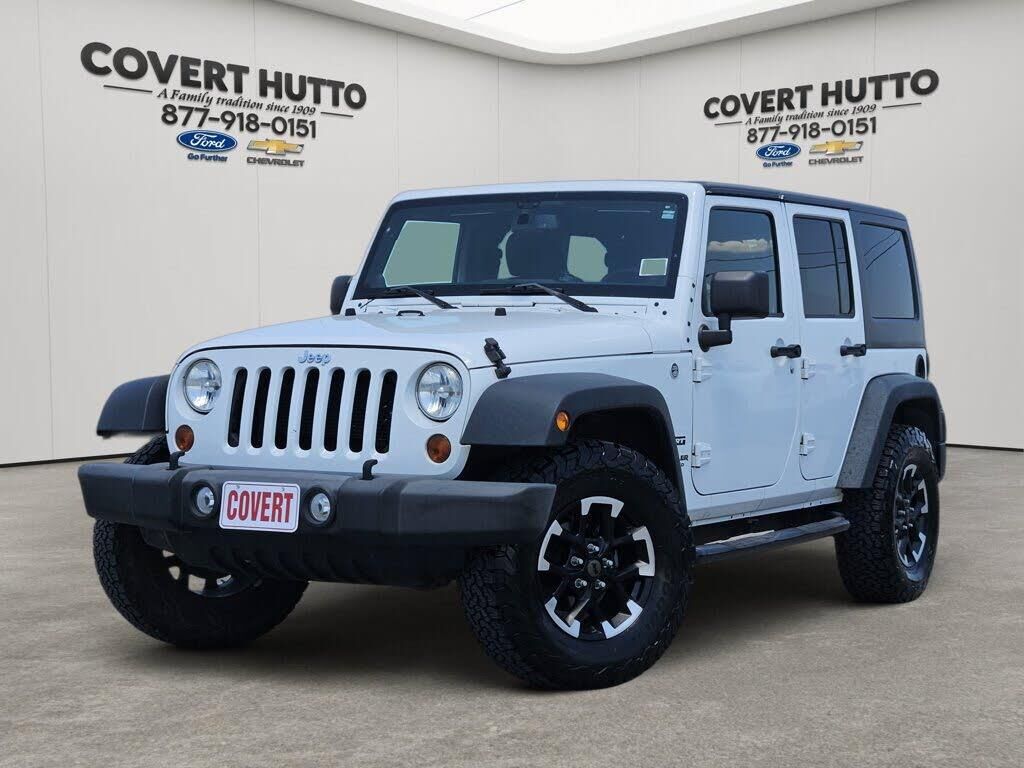 2013 Jeep Wrangler Unlimited Sport — photo 1 of 15