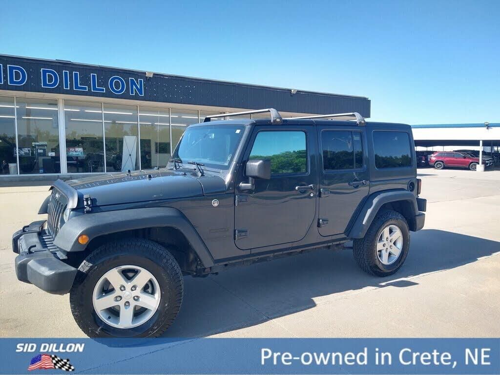 2016 Jeep Wrangler Unlimited Sport — photo 1 of 1