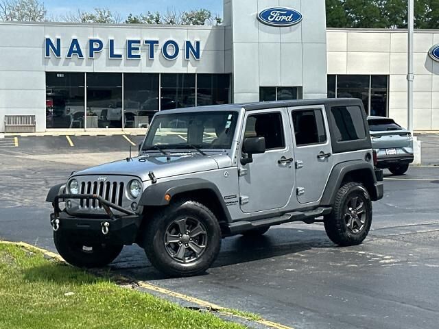 2016 Jeep Wrangler Unlimited Sport — photo 1 of 39