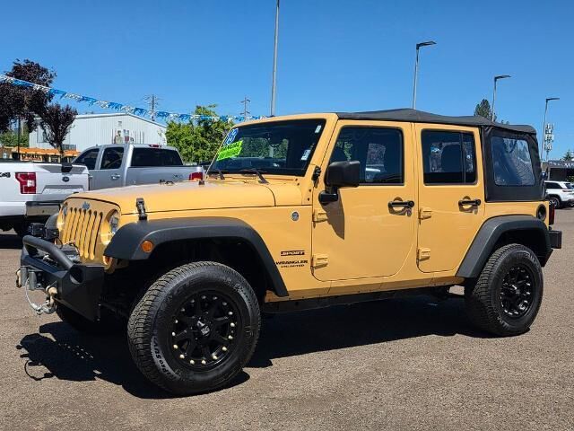 2013 Jeep Wrangler Unlimited Sport — photo 1 of 13