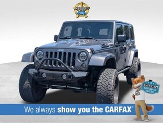 2014 Jeep Wrangler Unlimited Sahara — photo 1 of 10