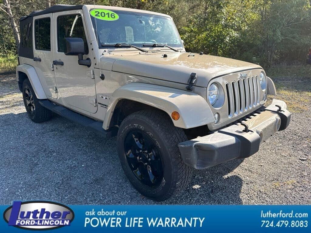 2016 Jeep Wrangler Unlimited Sahara — photo 1 of 1