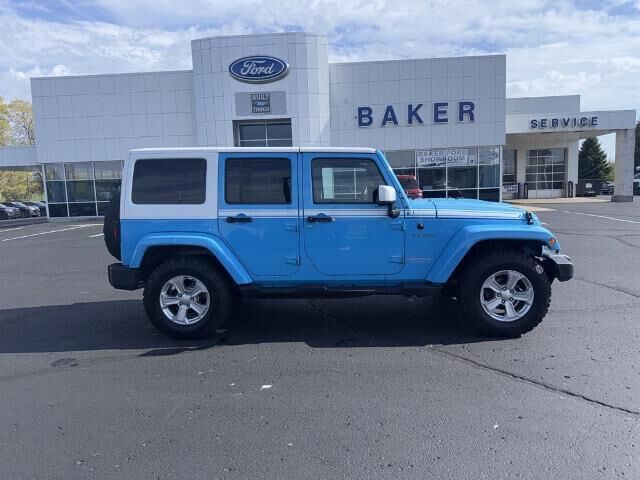 2017 Jeep Wrangler Unlimited Sahara — photo 1 of 13