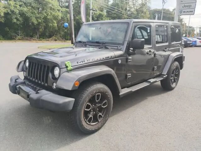 2017 Jeep Wrangler Unlimited Smoky Mountain