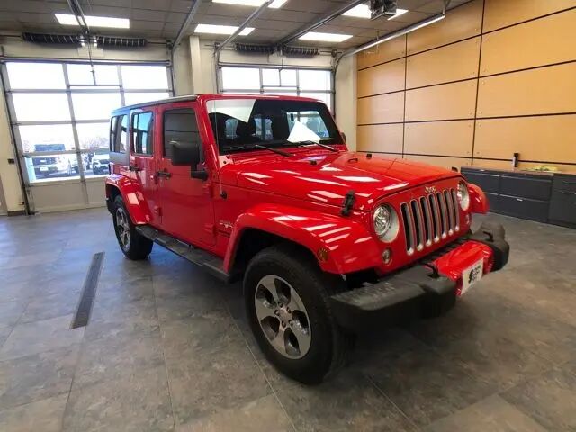 2017 Jeep Wrangler Unlimited Sahara — photo 1 of 14