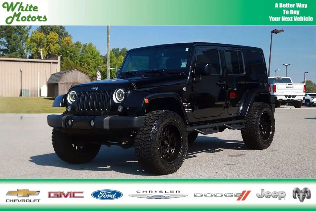 2016 Jeep Wrangler Unlimited Sahara — photo 1 of 13