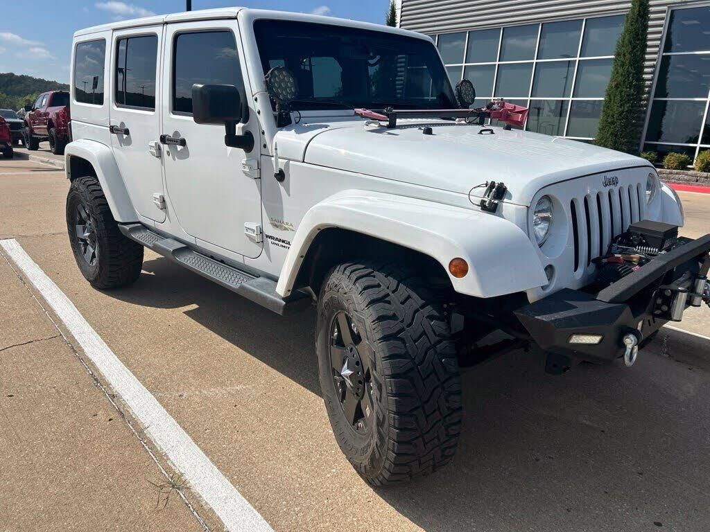 2015 Jeep Wrangler Unlimited Sahara — photo 1 of 1