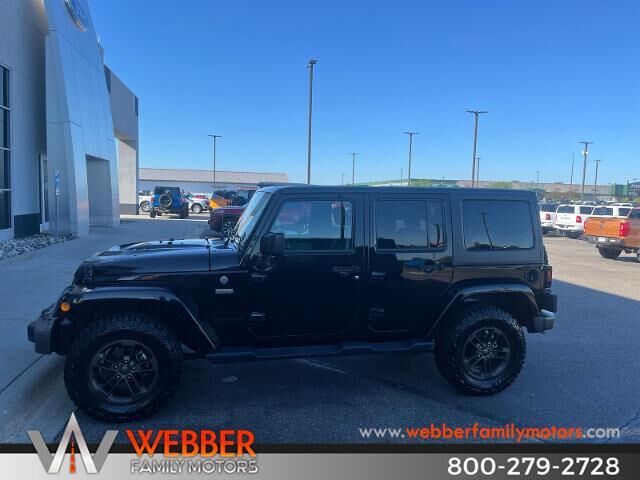 2017 Jeep Wrangler Unlimited Sahara — photo 1 of 13