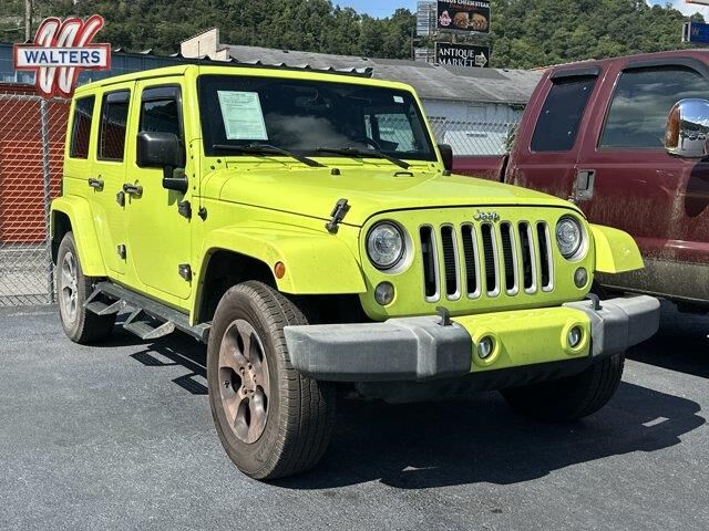 2017 Jeep Wrangler Unlimited Sahara — photo 1 of 39