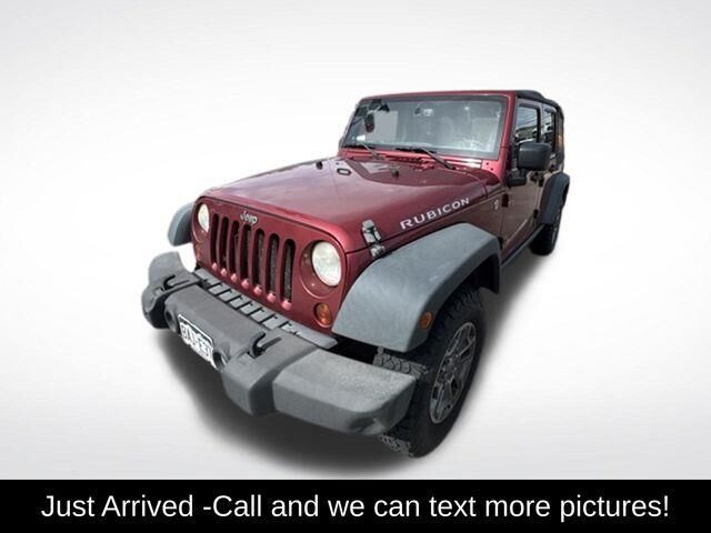 2013 Jeep Wrangler Unlimited Rubicon — photo 1 of 26