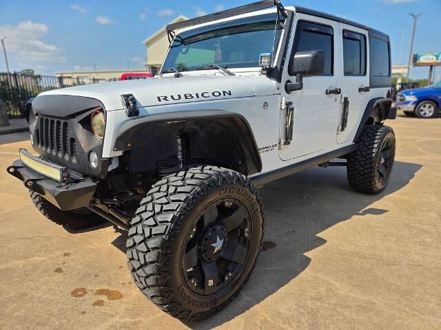 2016 Jeep Wrangler Unlimited Rubicon — photo 1 of 37