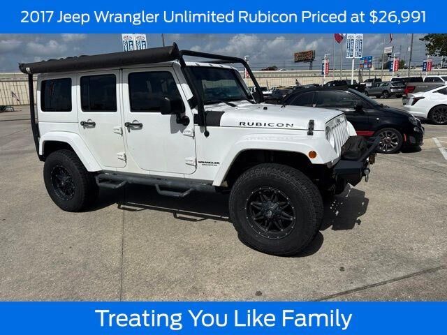 2017 Jeep Wrangler Unlimited Rubicon — photo 1 of 26