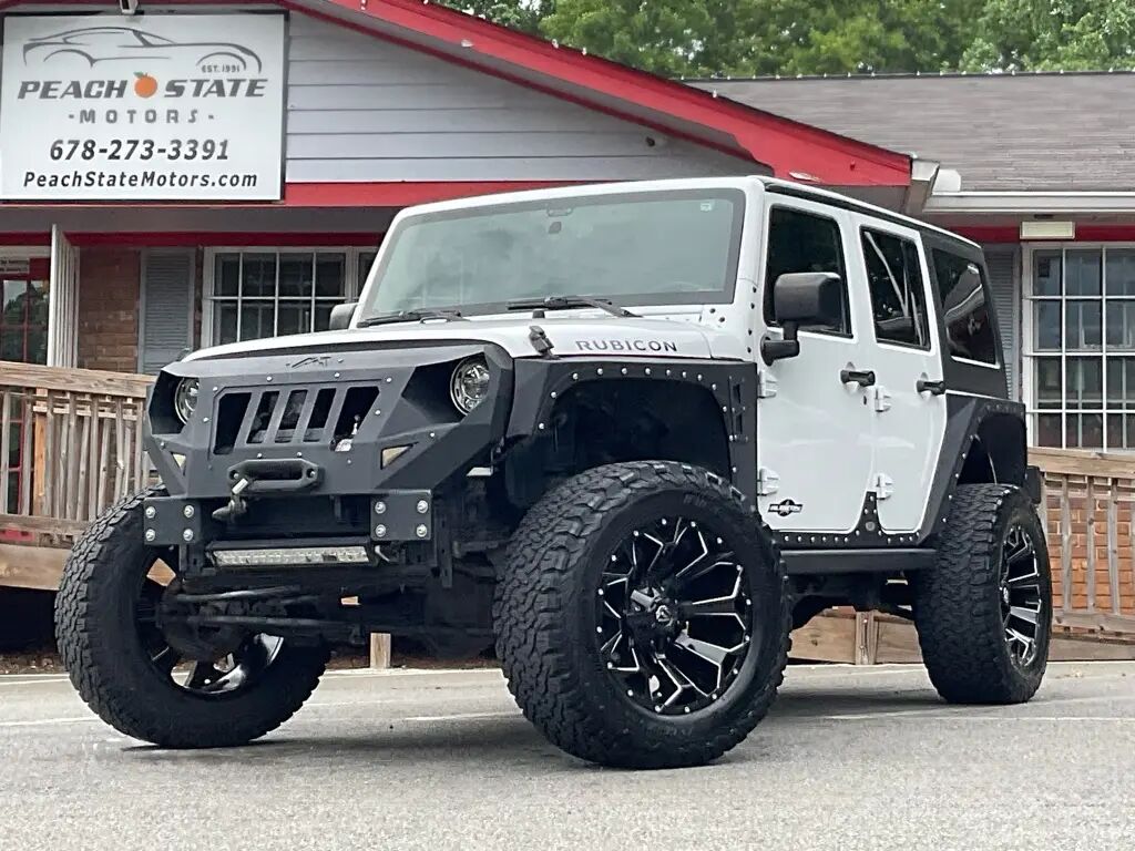 2017 Jeep Wrangler Unlimited Rubicon — photo 1 of 13