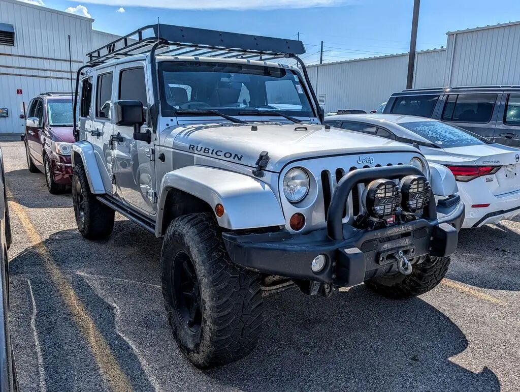 2012 Jeep Wrangler Unlimited Rubicon — photo 1 of 7