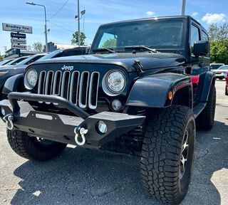 2017 Jeep Wrangler Sahara — photo 1 of 26