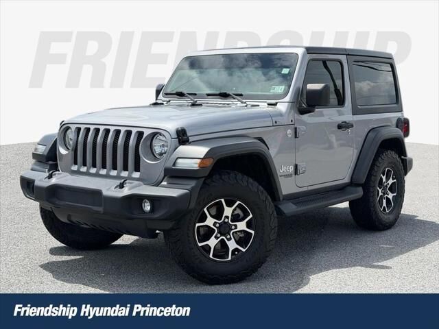 2019 Jeep Wrangler Sport — photo 1 of 65