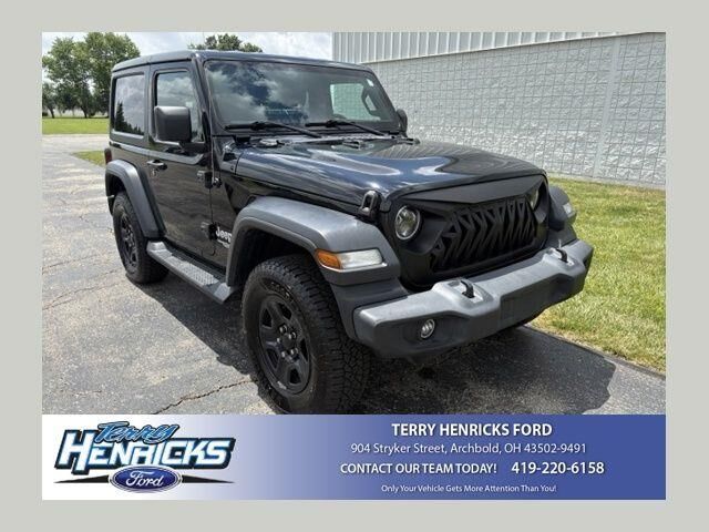 2020 Jeep Wrangler Willys Sport — photo 1 of 13