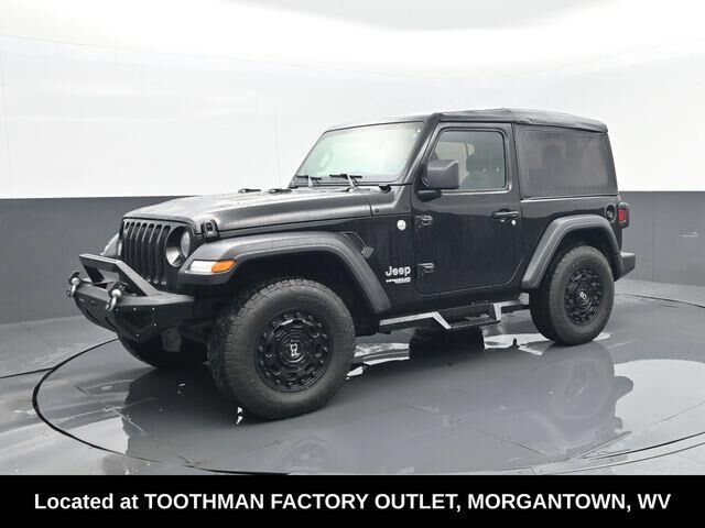 2021 Jeep Wrangler Sport — photo 1 of 13